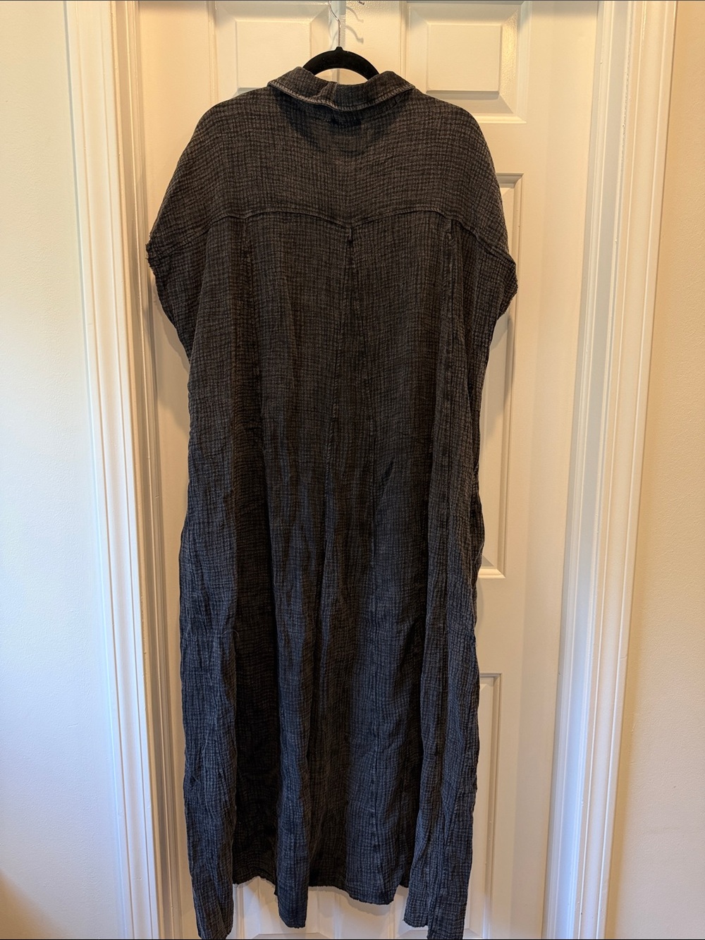 Dressed in Lala California Cool Oversized Maxi Dress Black Mineral Wash medium - Picture 4 of 10